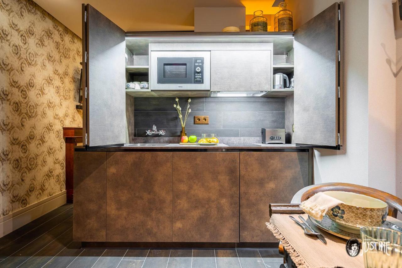 Suite Opium Den By Justine Apartments Apartamento Turistico En Madrid Rio Zewnętrze zdjęcie